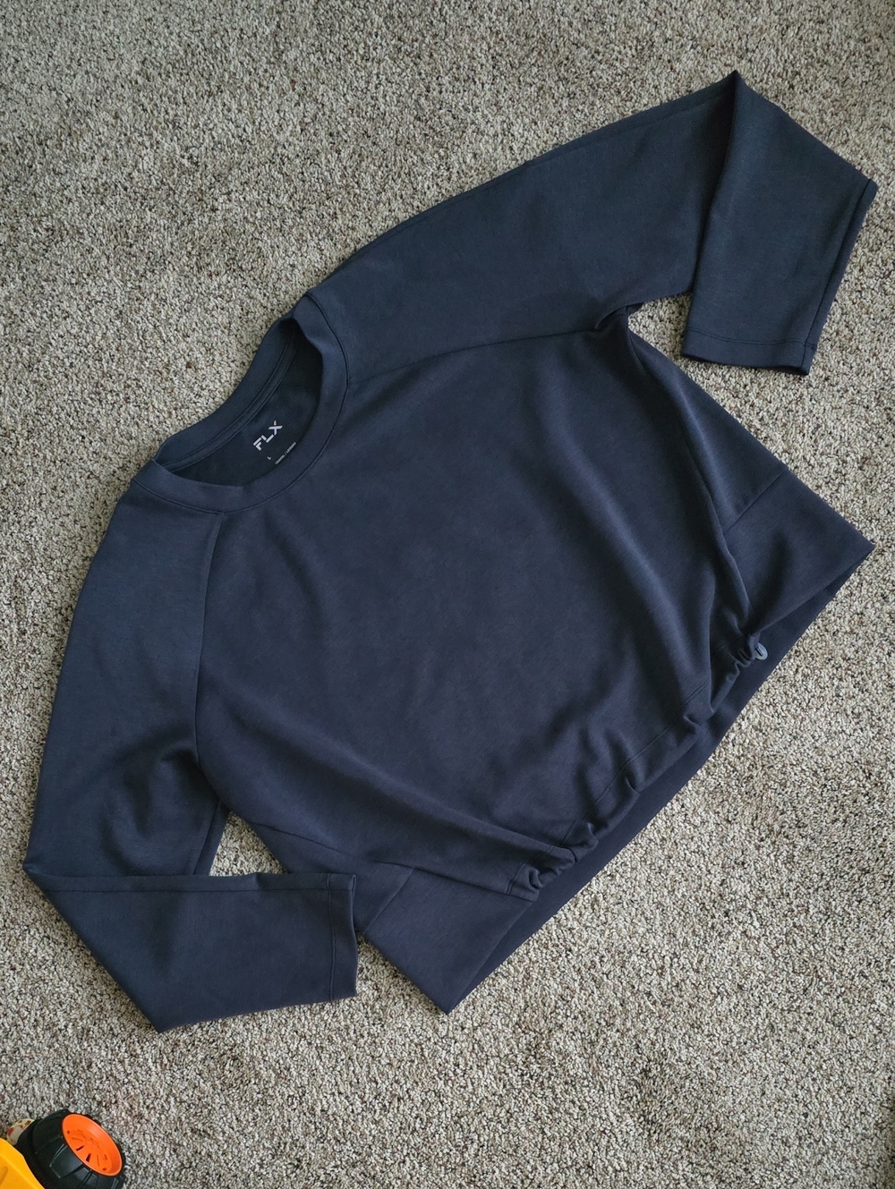 FLX Sz L Travel/ Leisure Top